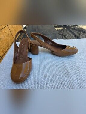 Aerosoles Tan Patent Slingback Block Heel Pumps Size 7